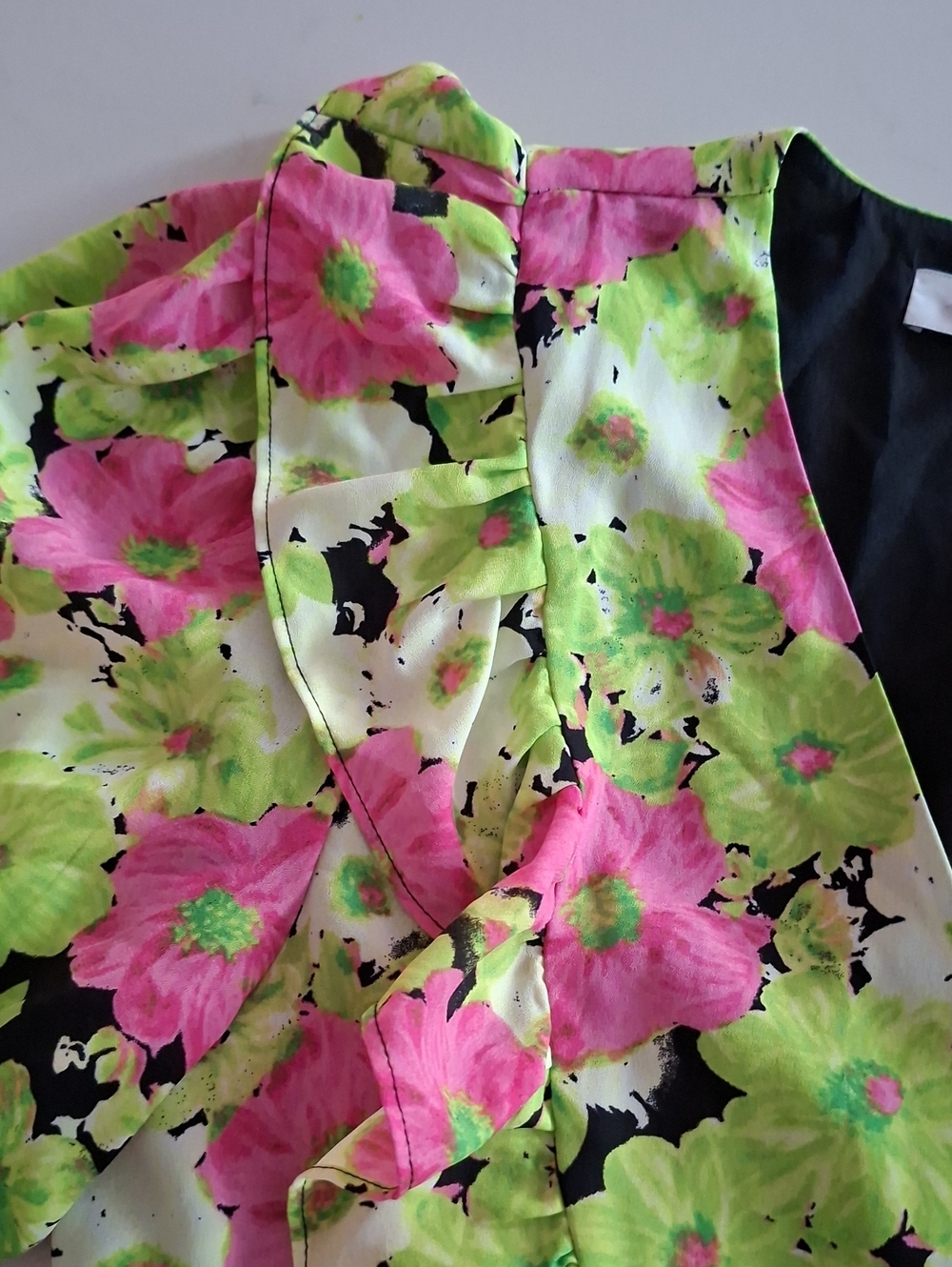 WAYF Pink, Black & Lime Green Vibrant Floral Ruffle Peplum Wrap Top (Size L) - Picture 2 of 8
